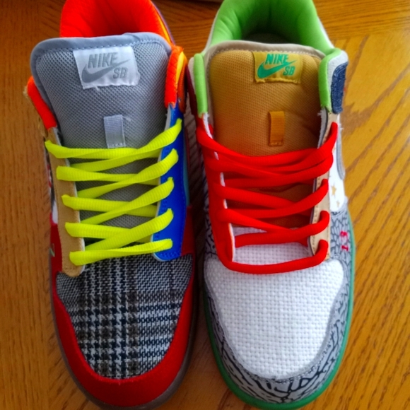 Sneakers